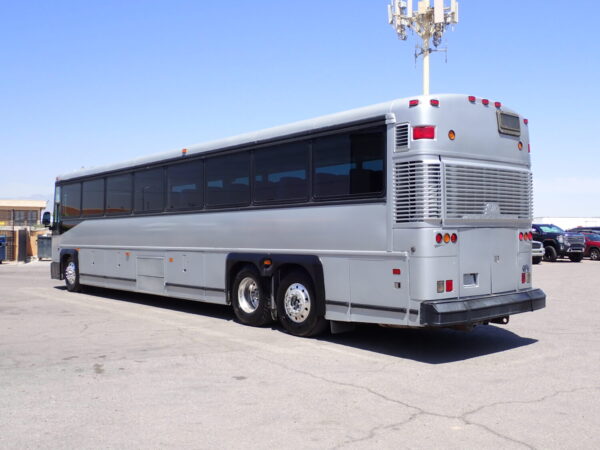 2004 MCI D4500 Lift Equipped Commuter Coach C56315 - Image 5