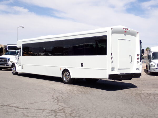 2017 Starcraft Allstar XL Executive Shuttle Bus S35631 - Image 5