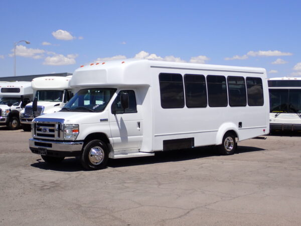 2016 Elkhart Lift Equipped Shuttle Bus S55090 - Image 3