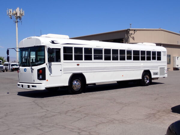2015 Blue Bird All American Passenger Bus B10561 - Image 3