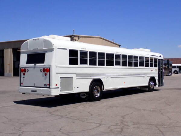 2015 Blue Bird All American Passenger Bus B10561 - Image 7