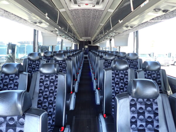2017 MCI J4500 Highway Coach C67890 - Image 9