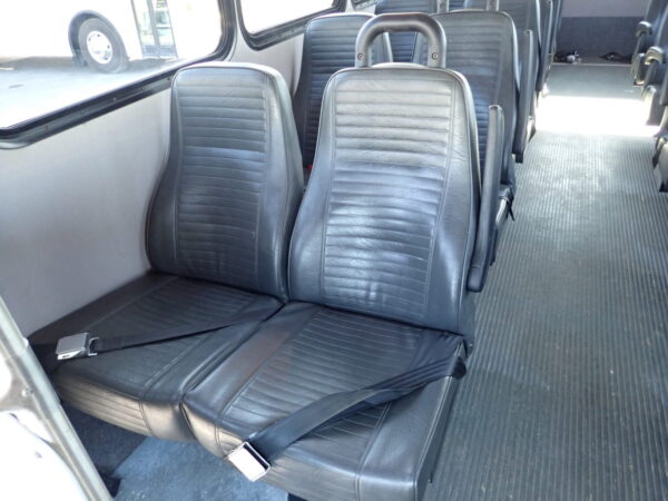 2014 ElDorado Advantage Lift Equipped Shuttle Bus S18813 - Image 8