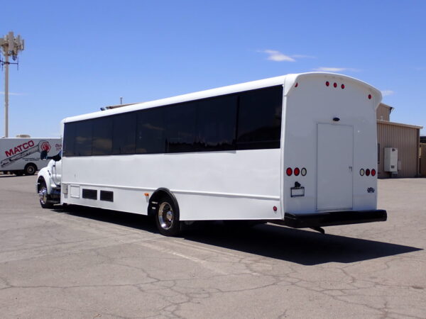 2015 Champion Defender Shuttle Bus S07142 - Image 5