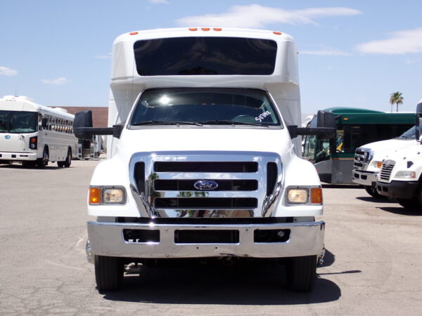 2015 Champion Defender Shuttle Bus S07142 - Image 2