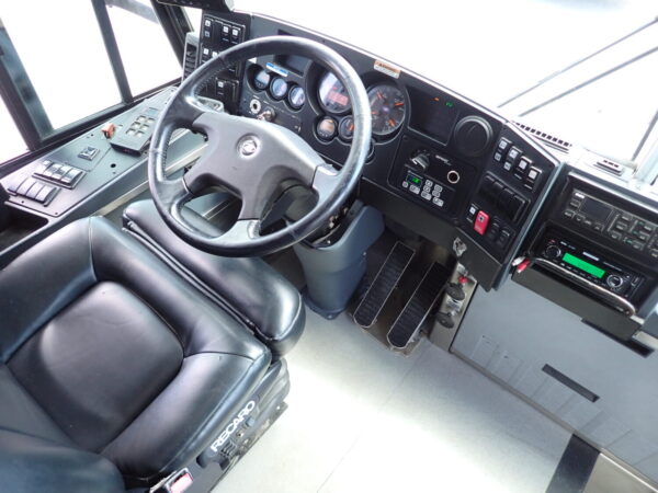 2014 MCI D4000 Prison Bus C13349 - Image 14