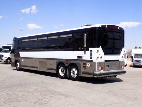 2014 MCI D4000 Prison Bus C13349 - Image 5
