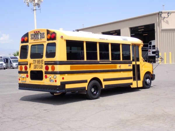 2006 Thomas School & Activity Bus B79591 - Image 7