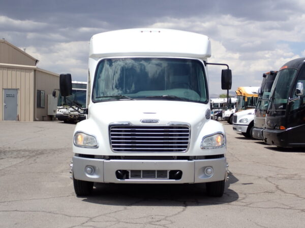2015 Champion Defender Shuttle Bus SM5348 - Image 2