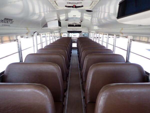 2005 Blue Bird Vision School Bus B26412 - Image 9