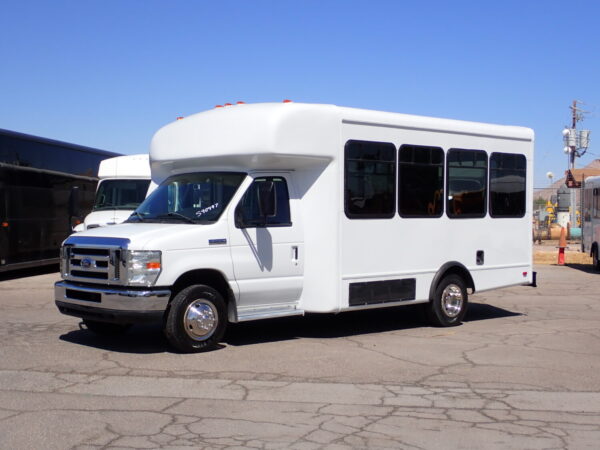 2009 Starcraft Allstar Shuttle Bus S90947 - Image 3