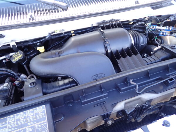 2009 Starcraft Allstar Shuttle Bus S90947 - Image 12