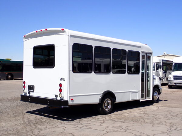 2009 Starcraft Allstar Shuttle Bus S90947 - Image 7