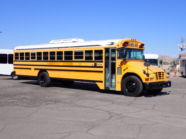 2005 Blue Bird Vision School Bus B26412