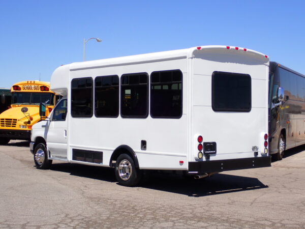 2010 Starcraft Allstar Shuttle Bus S03772 - Image 5