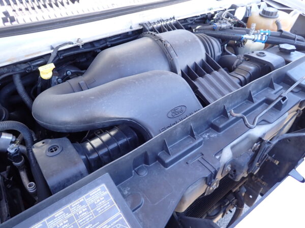 2010 Starcraft Allstar Shuttle Bus S03772 - Image 12