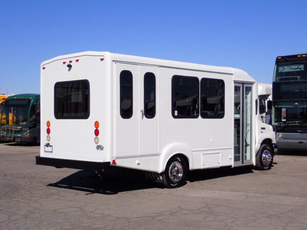 2016 Goshen Lift Equipped Shuttle Bus S29816 - Image 7