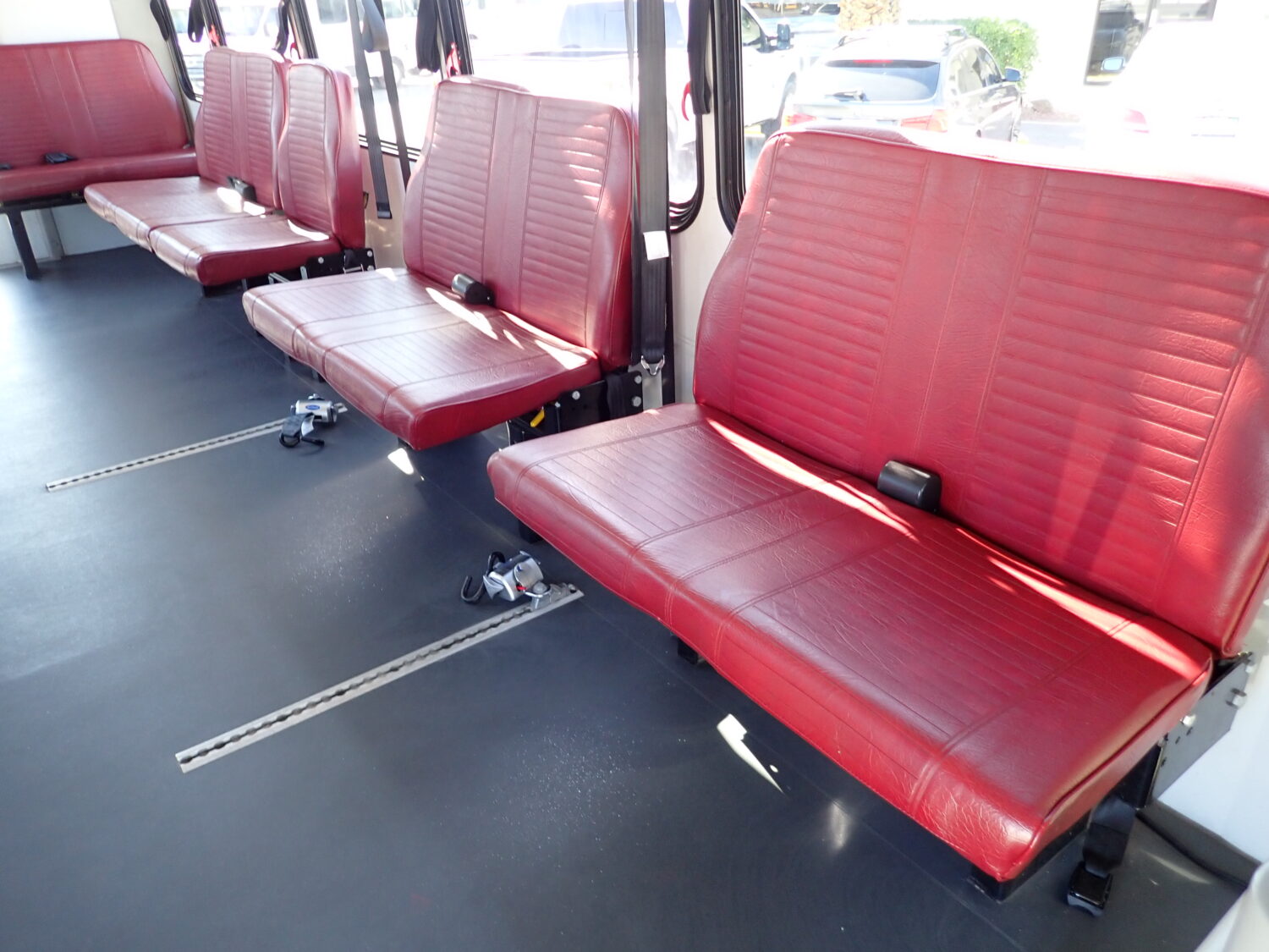 2019 Elkhart Coach ECII Lift Equipped Shuttle S32003 - Image 8