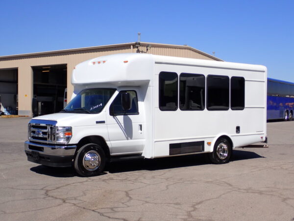 2023 Starcraft Allstar Shuttle Bus S30518 - Image 3