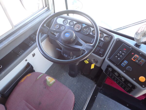 2004 Blue Bird All American School Bus B17250 - Image 10