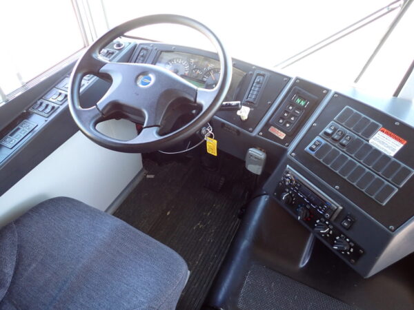 2015 Blue Bird All American FE Passenger Bus B06664 - Image 11