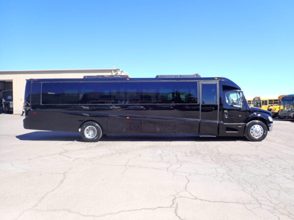 2018 Grech Motors GM40 Executive Style Shuttle Bus SN8595 - Image 4