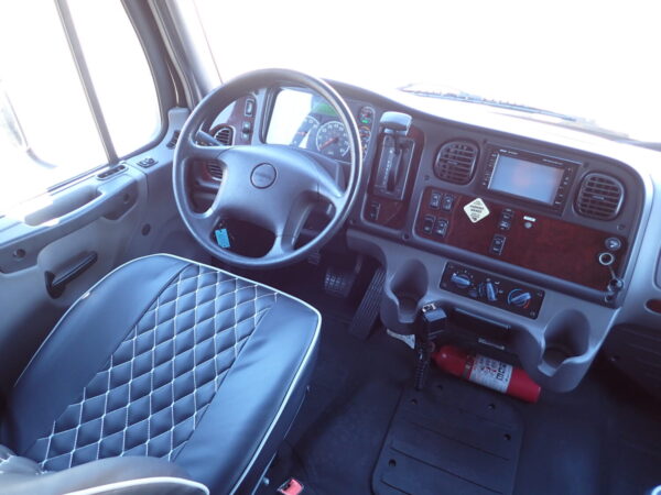 2018 Grech Motors GM40 Executive Style Shuttle Bus SN8595 - Image 11