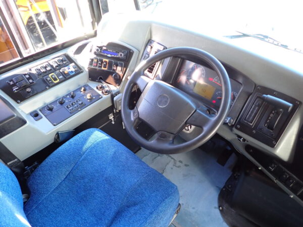 2010 Blue Bird Vision Lift Equipped School Bus B74268 - Image 15