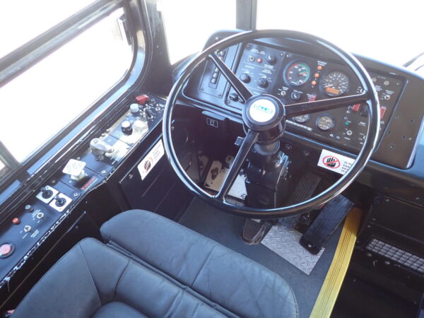 2009 Gillig Transit Wheelchair Bus T79860 - Image 11