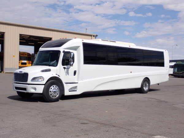 2014 Grech Motors GM40 Executive Shuttle Bus ST0682 - Image 3