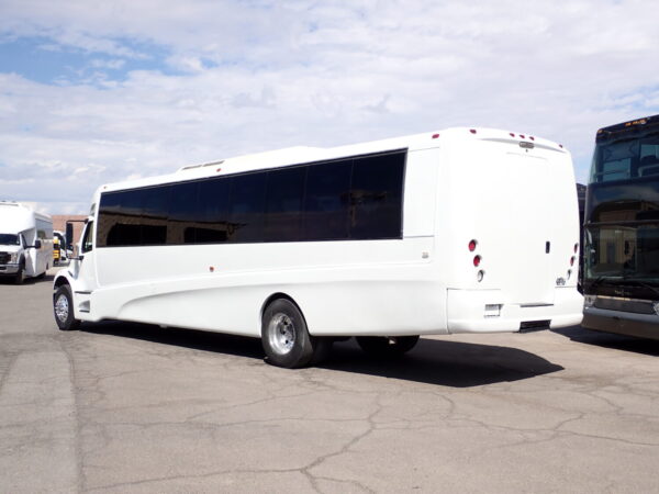 2014 Grech Motors GM40 Executive Shuttle Bus ST0682 - Image 5