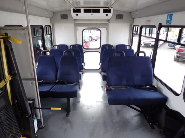 2015 Startrans Lift Equipped Shuttle Bus S23909 - Image 9