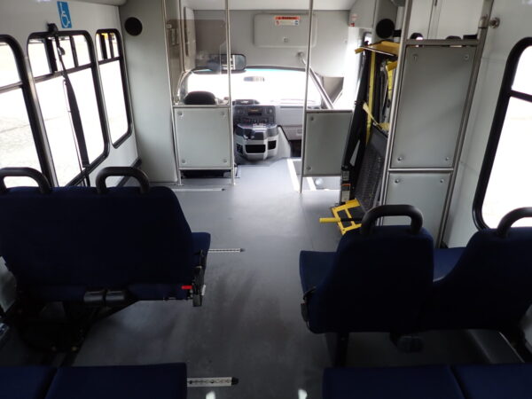 2015 Startrans Lift Equipped Shuttle Bus S23909 - Image 10
