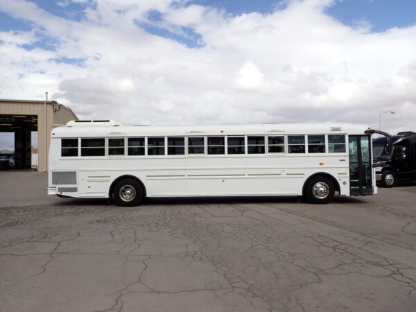 2013 Thomas Saf-T-Liner HDX Activity Bus B52843 - Image 4