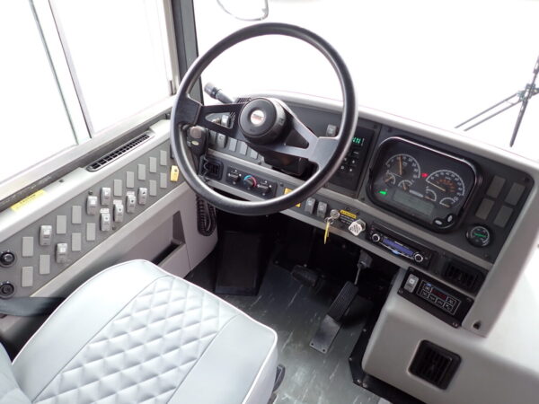 2013 Thomas Saf-T-Liner HDX Activity Bus B52843 - Image 11