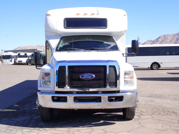 2018 Starcraft XL Shuttle Bus S02290 - Image 2