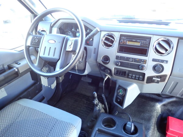2018 Starcraft XL Shuttle Bus S02290 - Image 11
