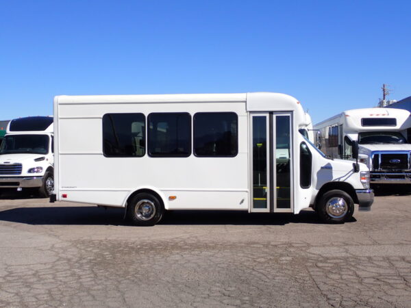 2023 Starcraft Allstar Shuttle Bus S25902 - Image 4