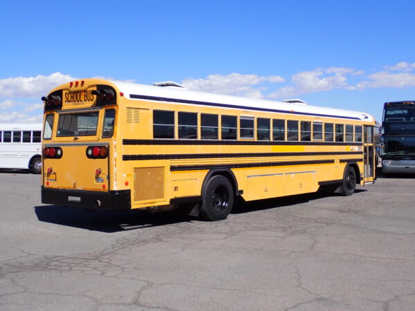 2001 Blue Bird All American School Bus B97724 - Image 7