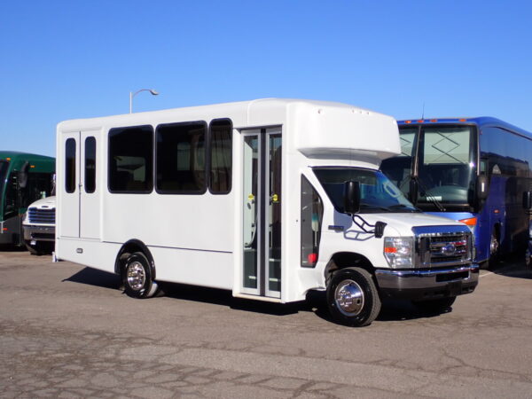 2017 ElDorado Advantage Lift Equipped Shuttle Bus S75786