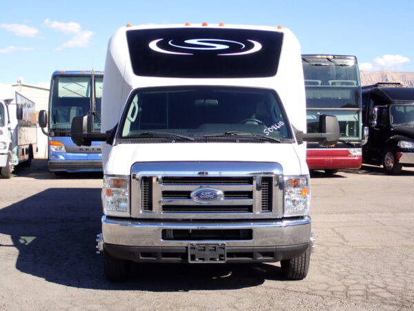 2019 Grech Motors GM28 Executive Style Shuttle Bus S08610 - Image 2
