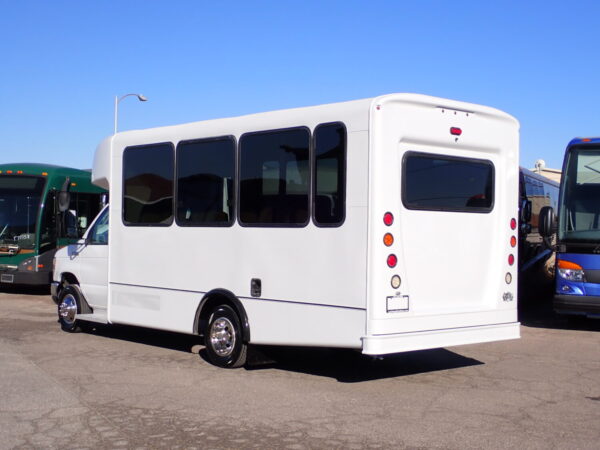 2017 ElDorado Advantage Lift Equipped Shuttle Bus S75786 - Image 5