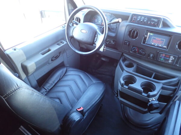 2019 Grech Motors GM28 Executive Style Shuttle Bus S08610 - Image 11
