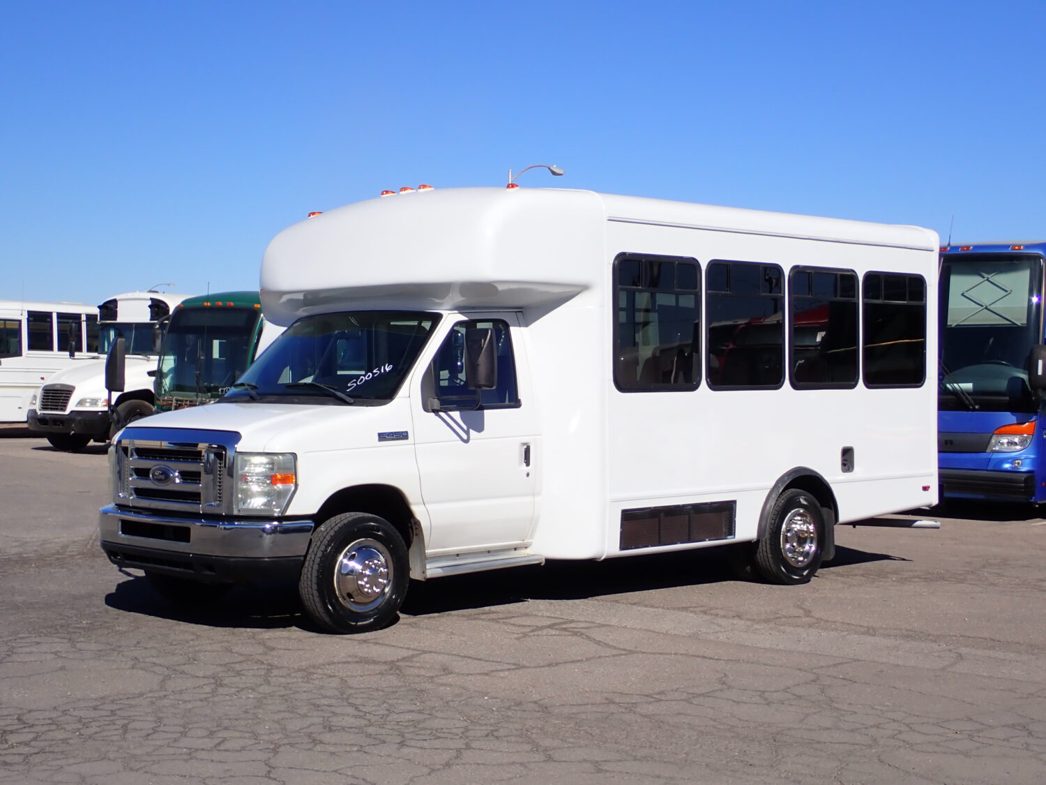 2010 Starcraft Allstar Shuttle Bus S00516 - Image 3
