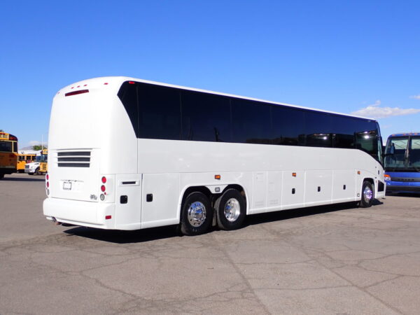 2009 MCI J4500 Highway Coach C65314 - Image 7