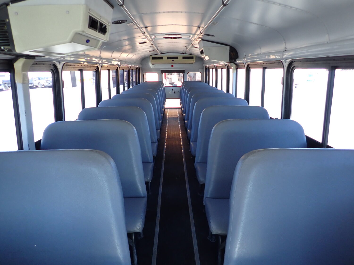 2005 Thomas Saf-T-Liner EF School Bus B60188 - Image 9