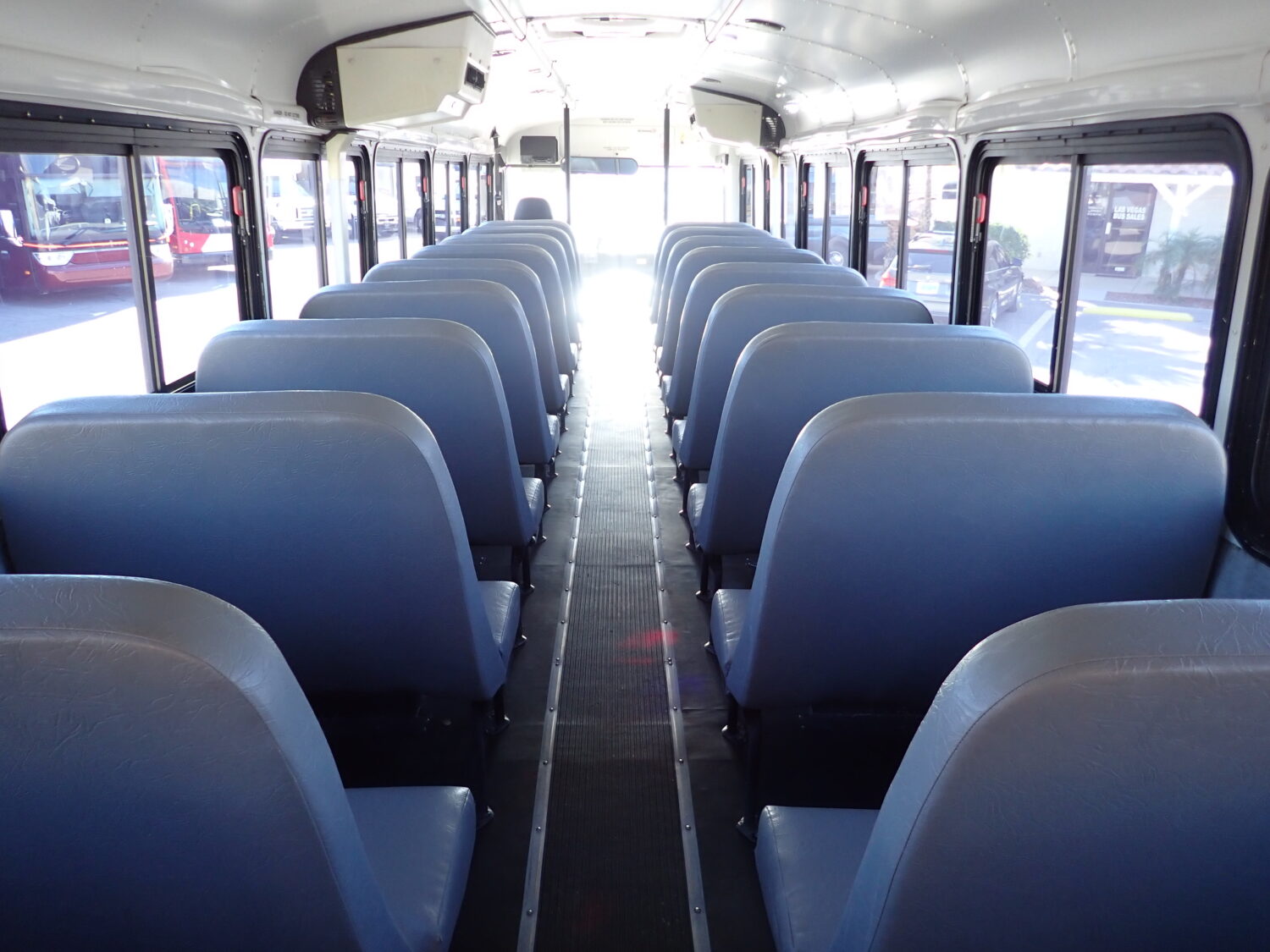 2005 Thomas Saf-T-Liner EF School Bus B60188 - Image 10