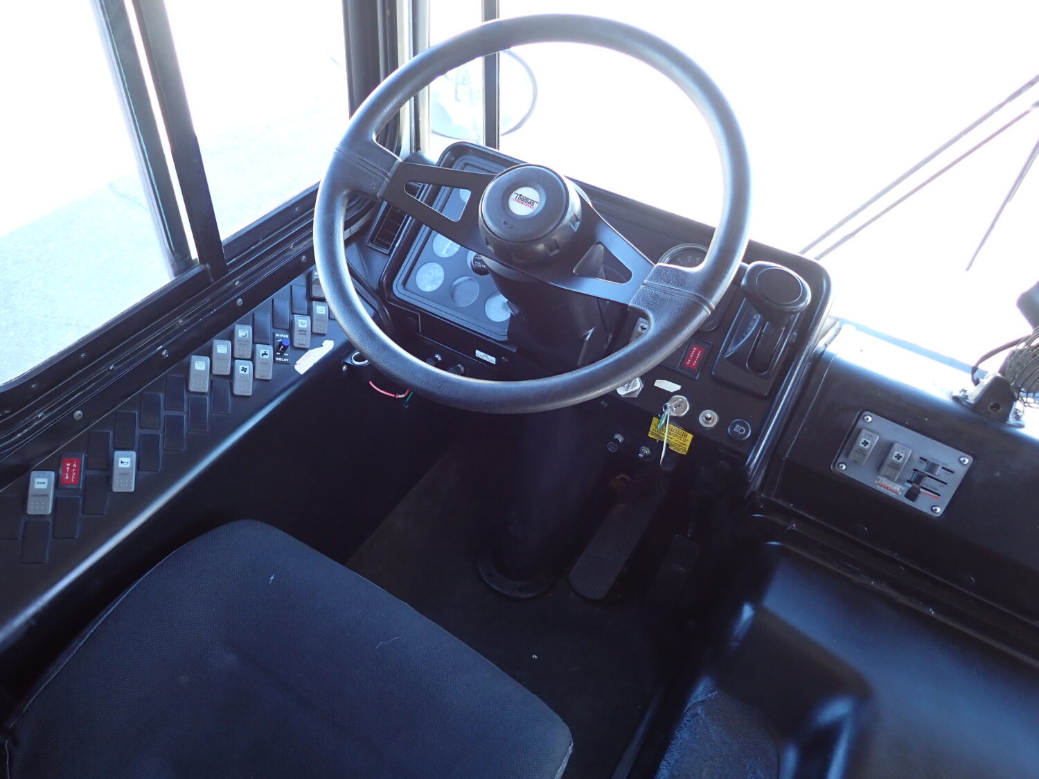 2005 Thomas Saf-T-Liner EF School Bus B60188 - Image 11