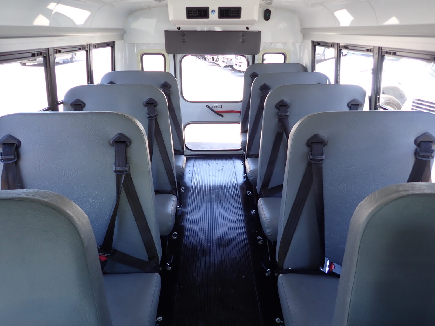 2016 Collins MFSAB Daycare Bus B66322 - Image 9