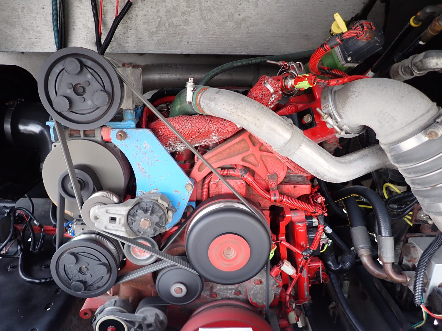 2009 Thomas Saf-T-Liner HDX MFSAB School Bus B17064 - Image 12